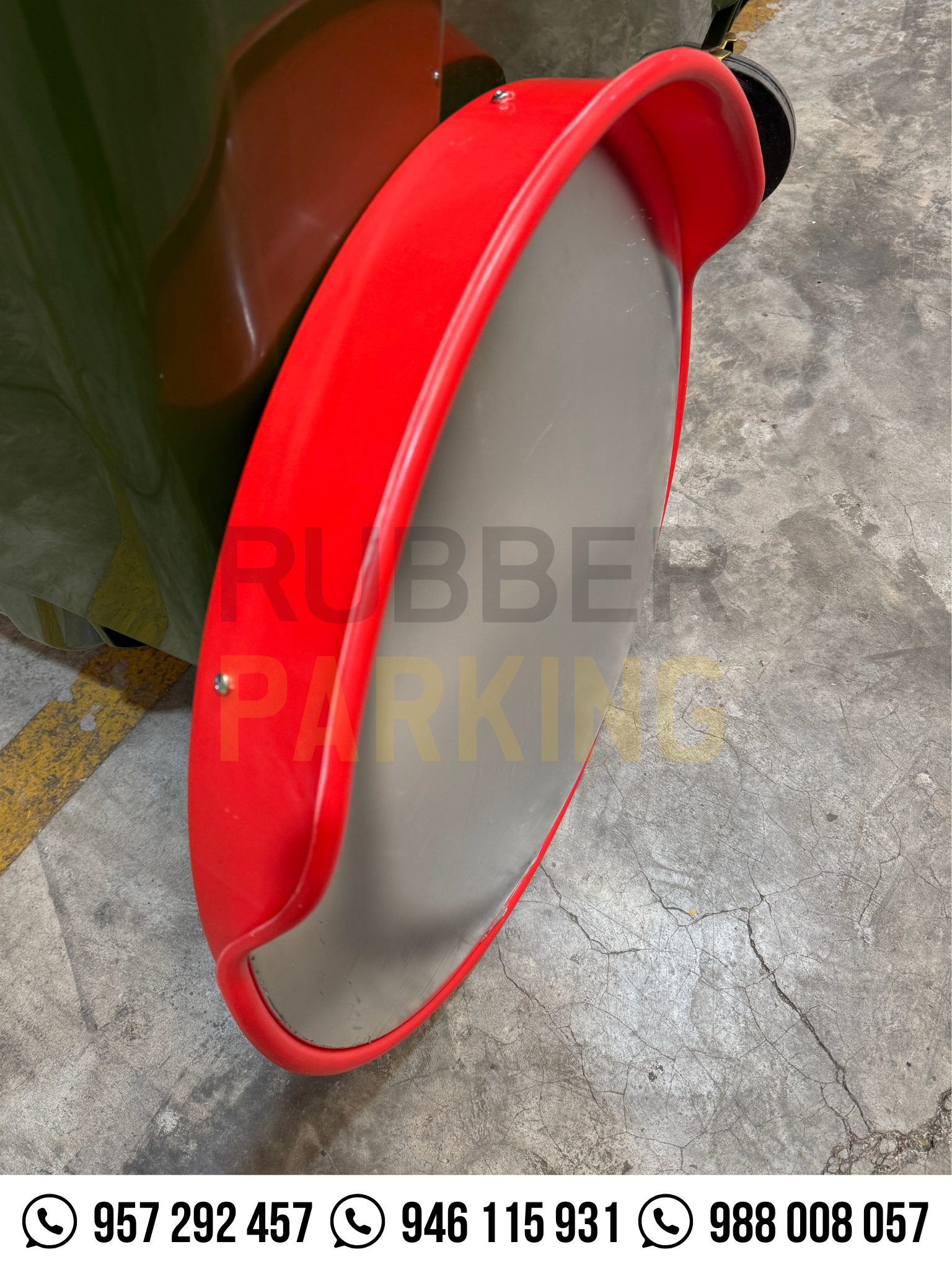 Espejo convexo panorámico de policarbonato disponible en Perú.